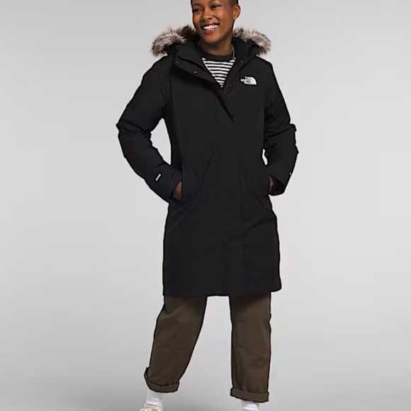 The North Face Jackets & Blazers - The North Fave Women’s Arctic Parka Black Small